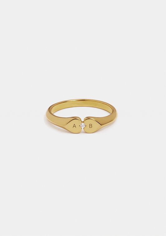 Heart Connection Signet Ring - Gold