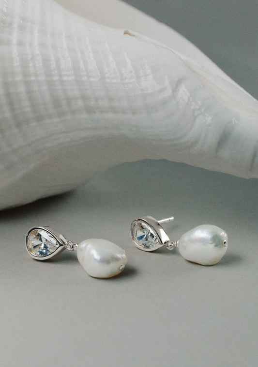 Eros Pear & Pearl Earrings - Silver