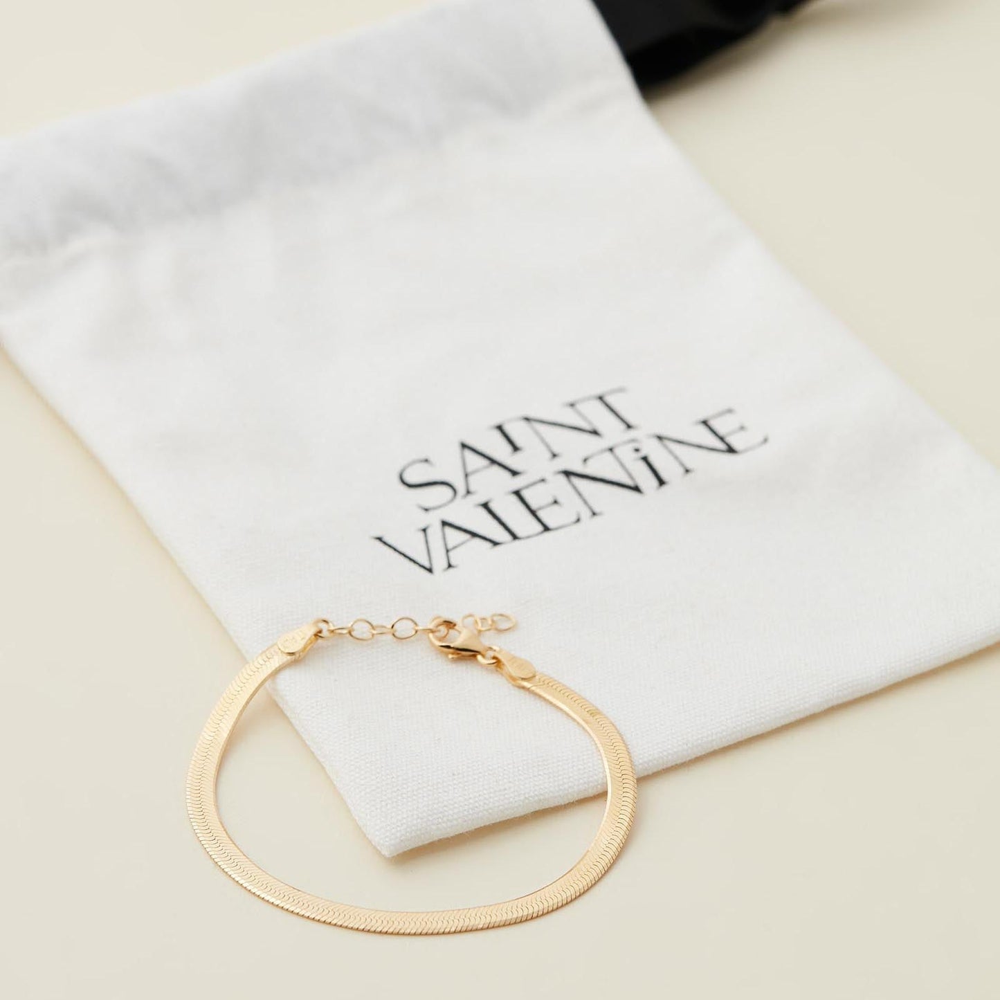 Sphinx 3mm Snake Chain Bracelet - Gold