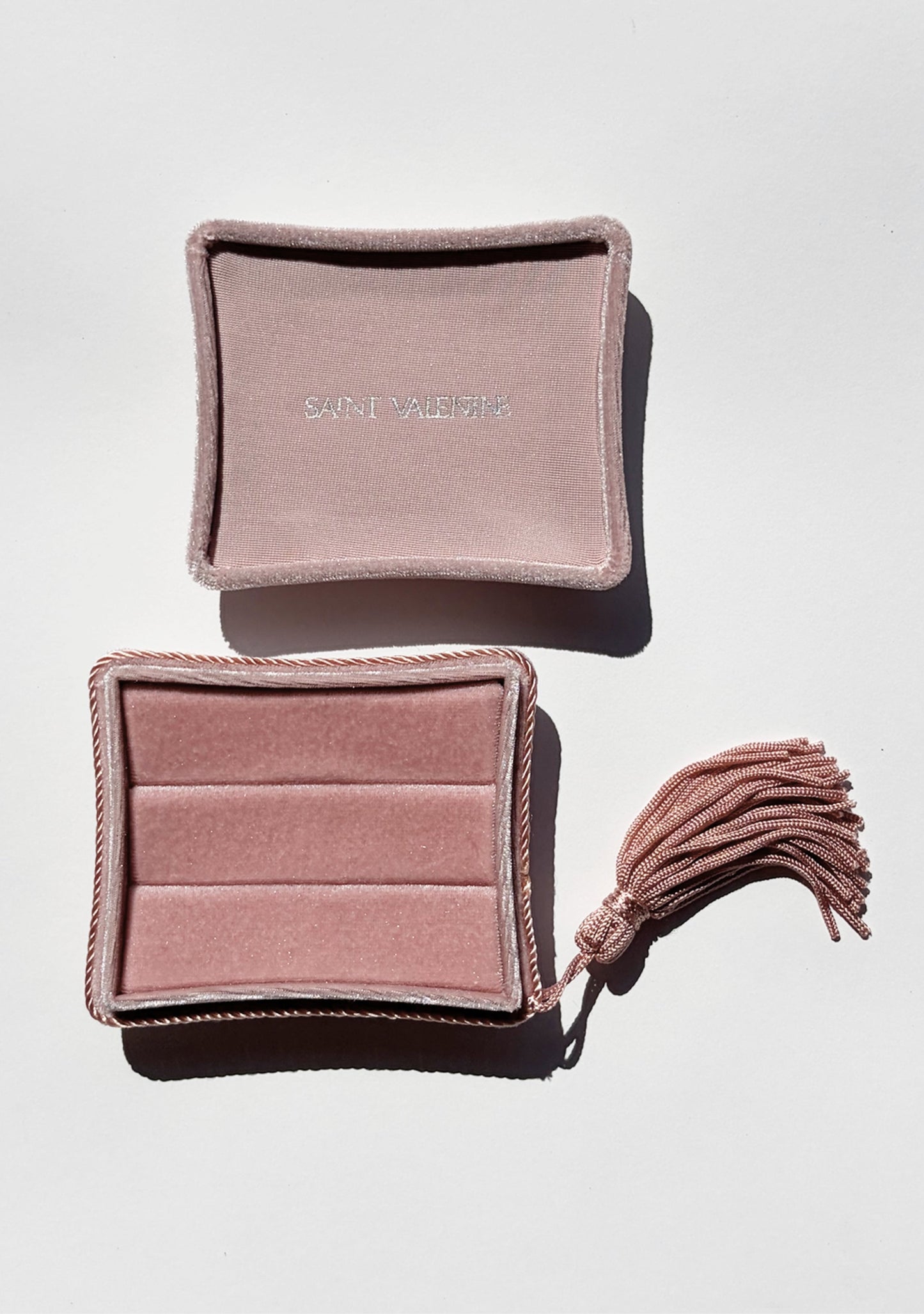 Velvet Jewellery Box - Petal