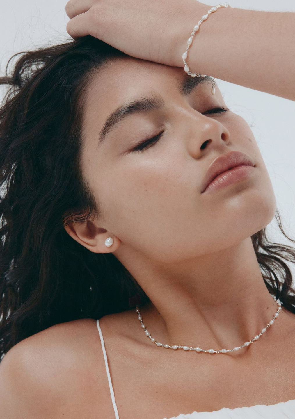 Mara Keshi Pearl Studs - Silver