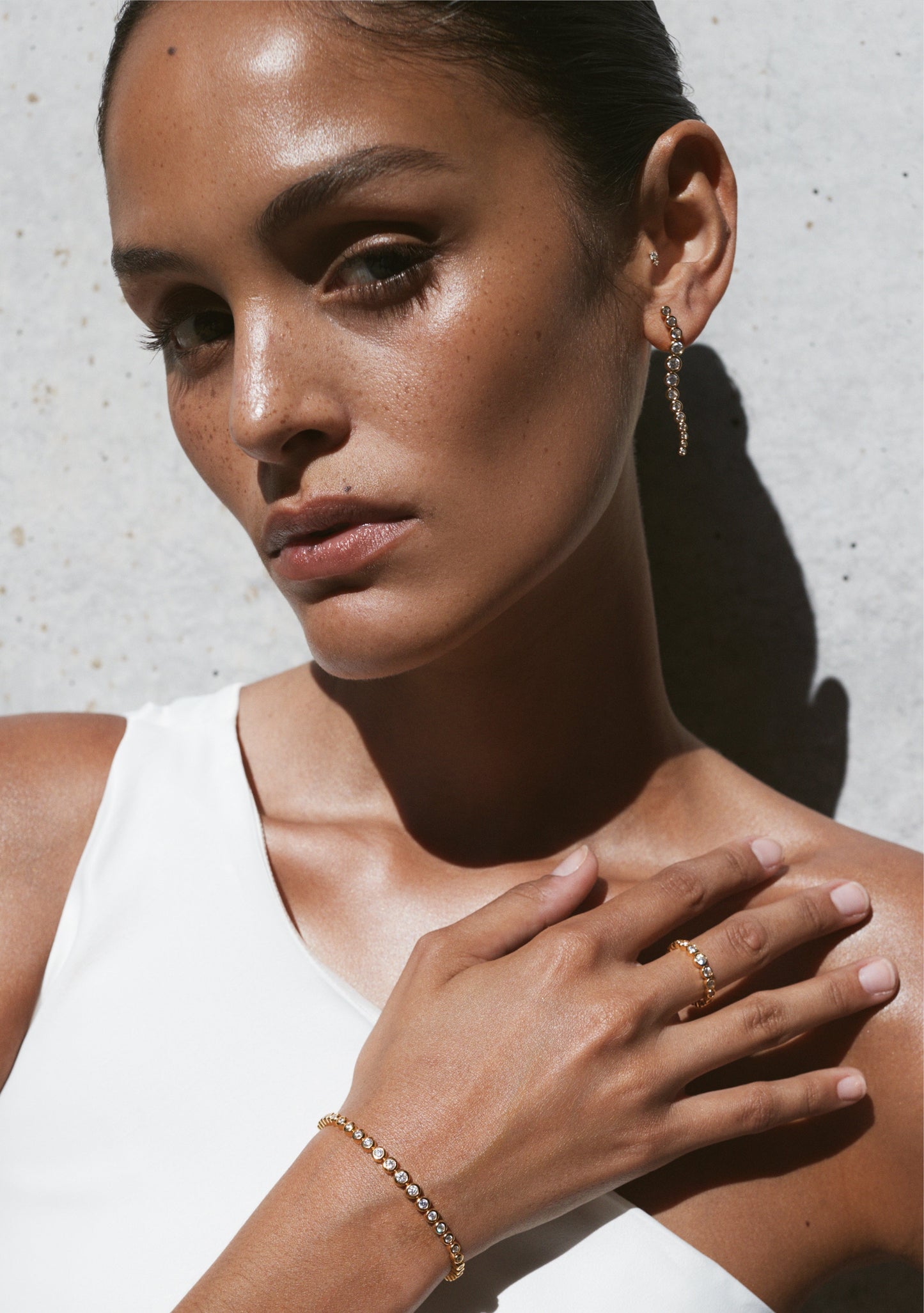 Crescendo Drop Earrings - Gold