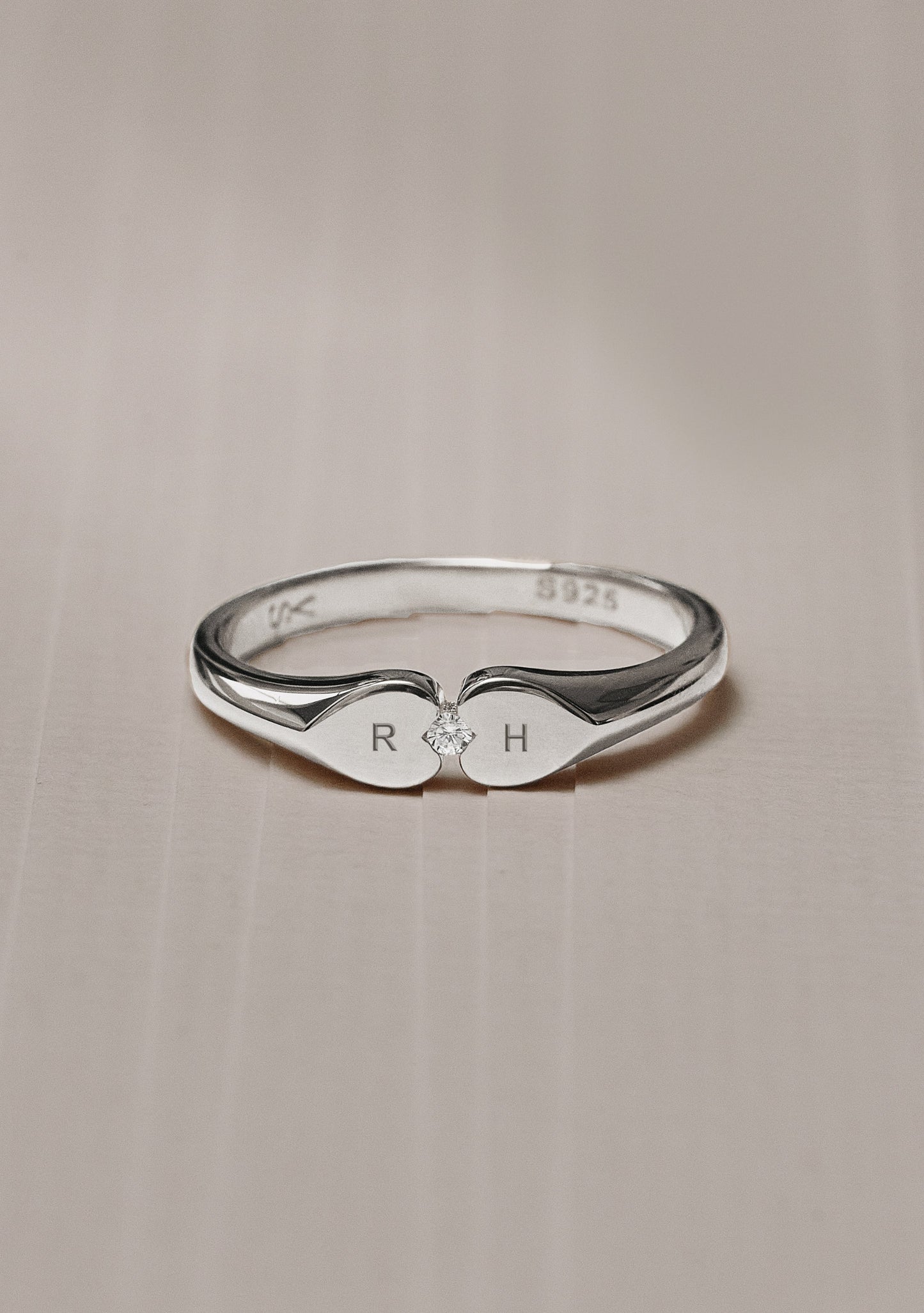 Heart Connection Signet Ring - Silver