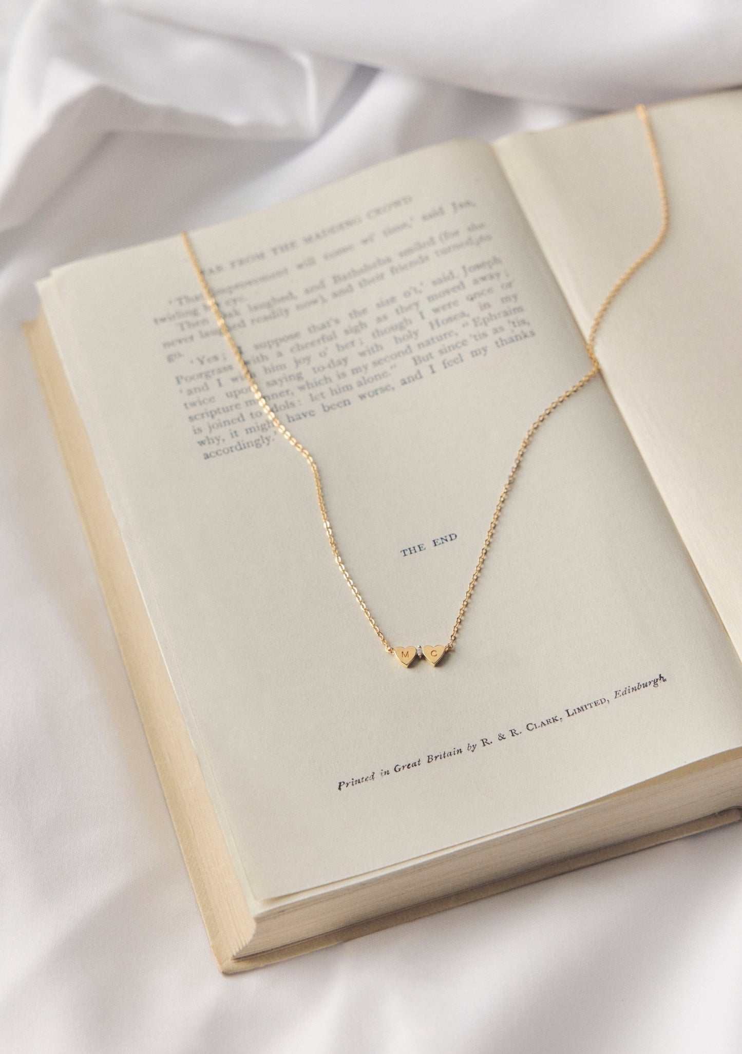 Heart Connection Necklace - Gold
