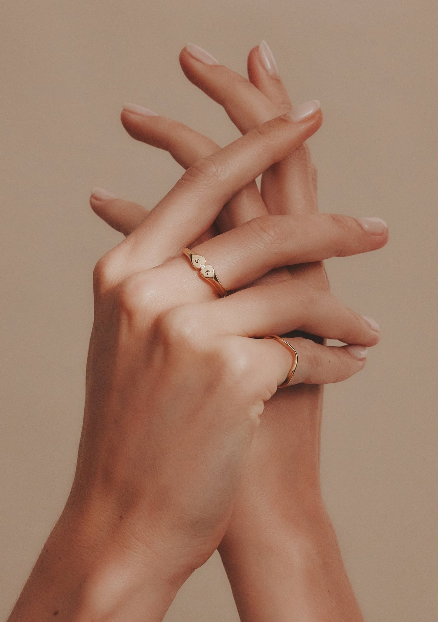 Heart Connection Signet Ring - Gold