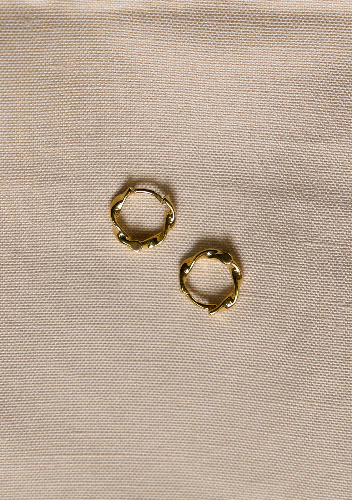 Lisbon Huggies - Gold