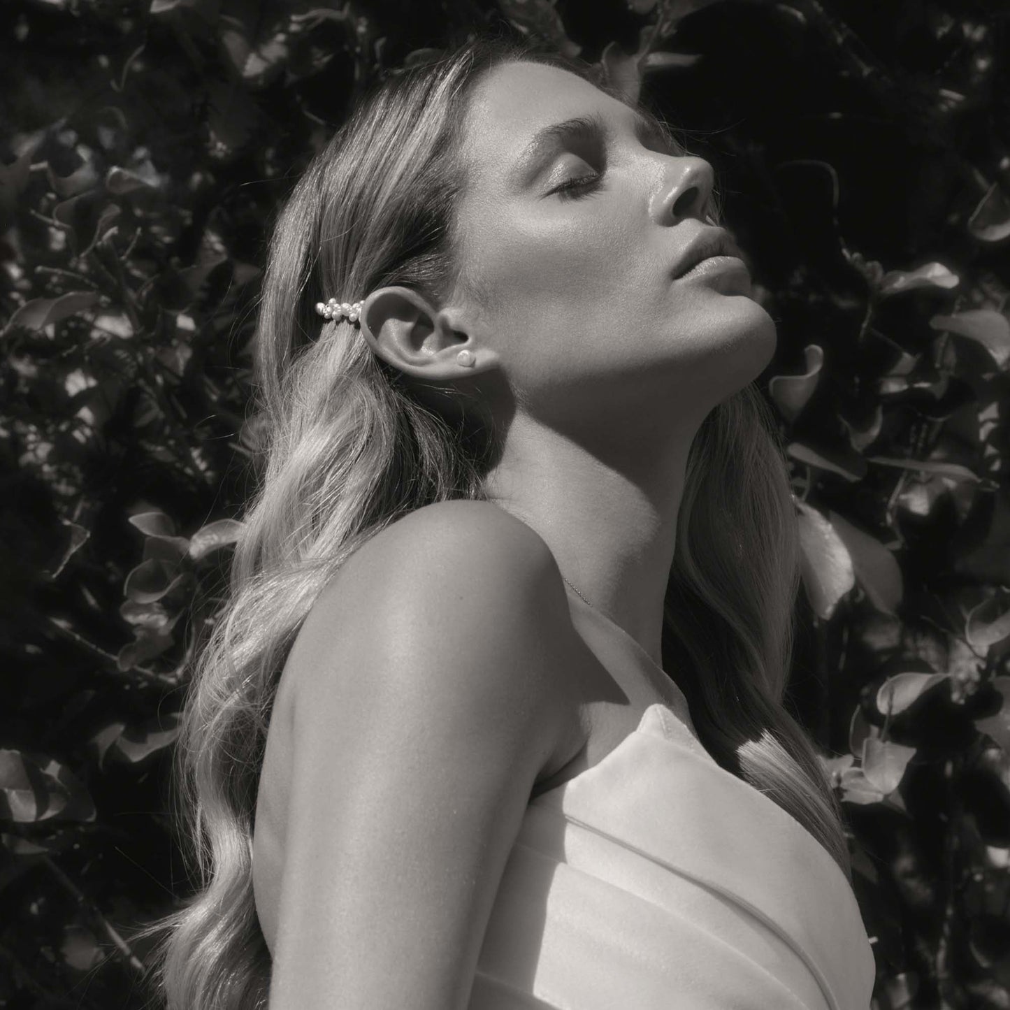 Mara Keshi Pearl Studs - Silver