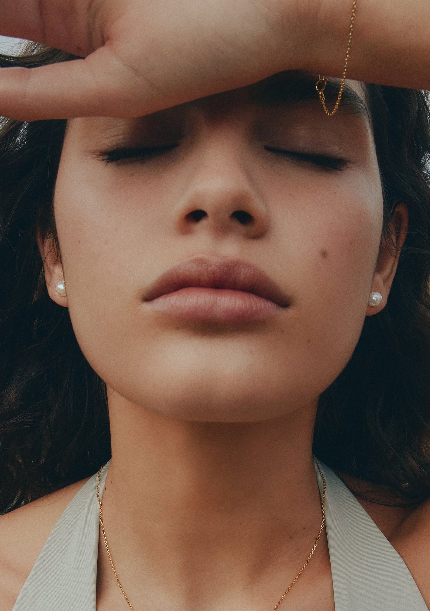 Mara Keshi Pearl Studs - Gold