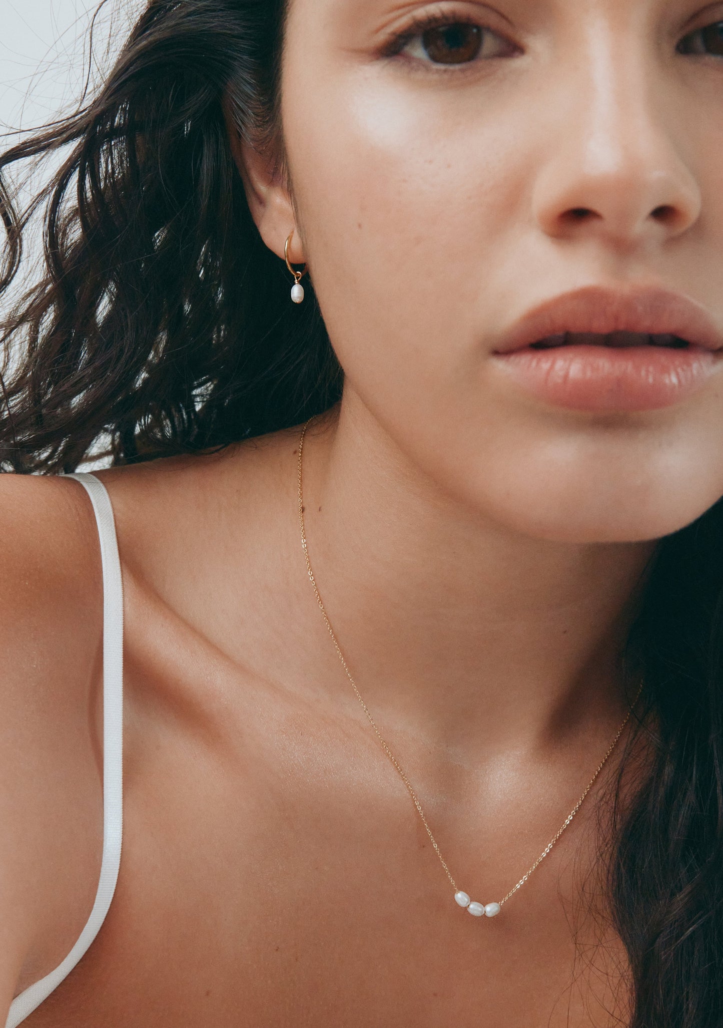 Mini Pearl Necklace - Gold