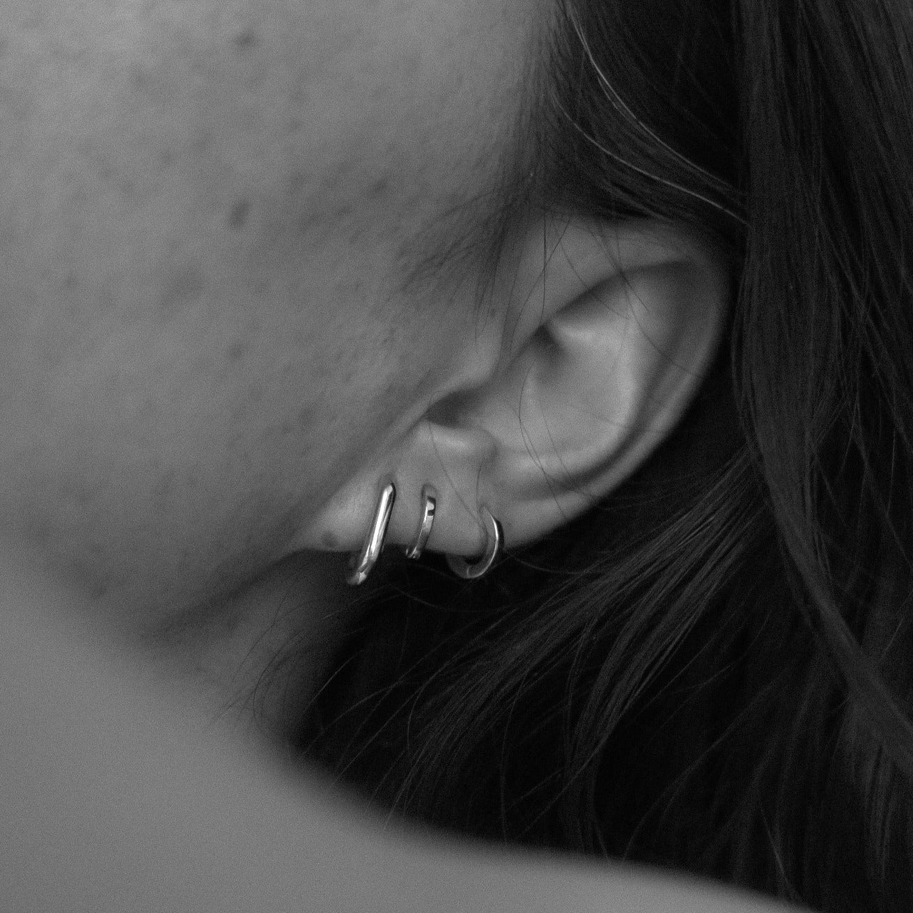 Berlin Huggie - Single - Silver