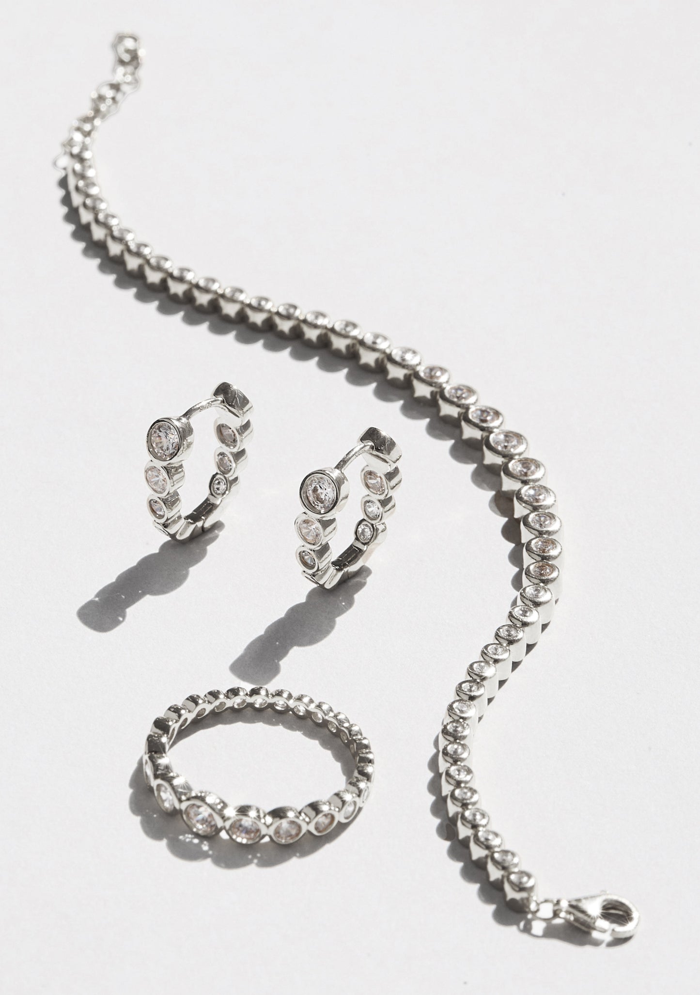 Crescendo Oval Hoops - Silver