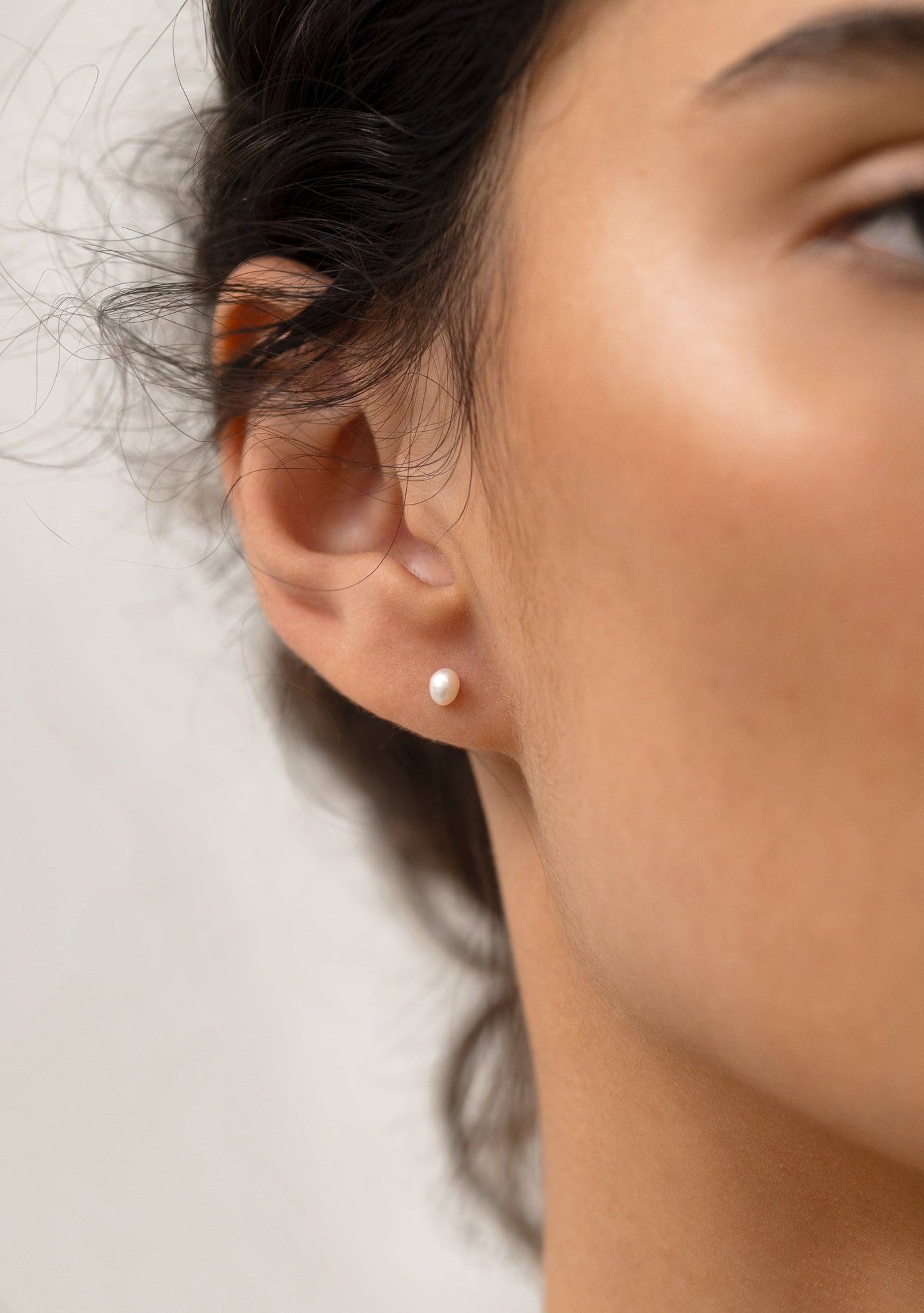 Mini Pearl Stud - Single - Silver