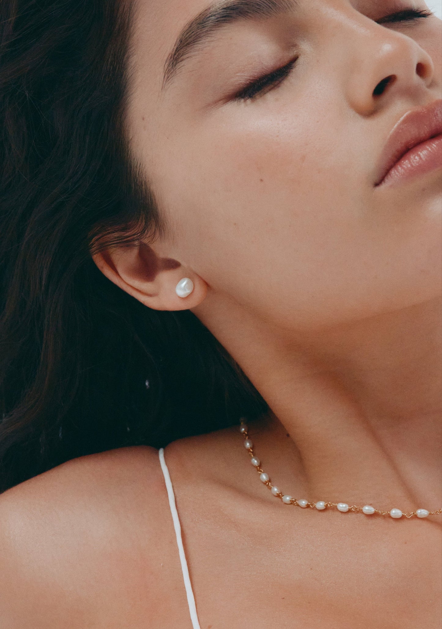 Mara Keshi Pearl Studs - Gold