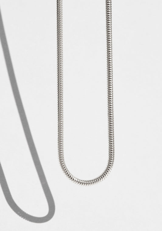 Oslo Round Snake Chain Necklace - Silver