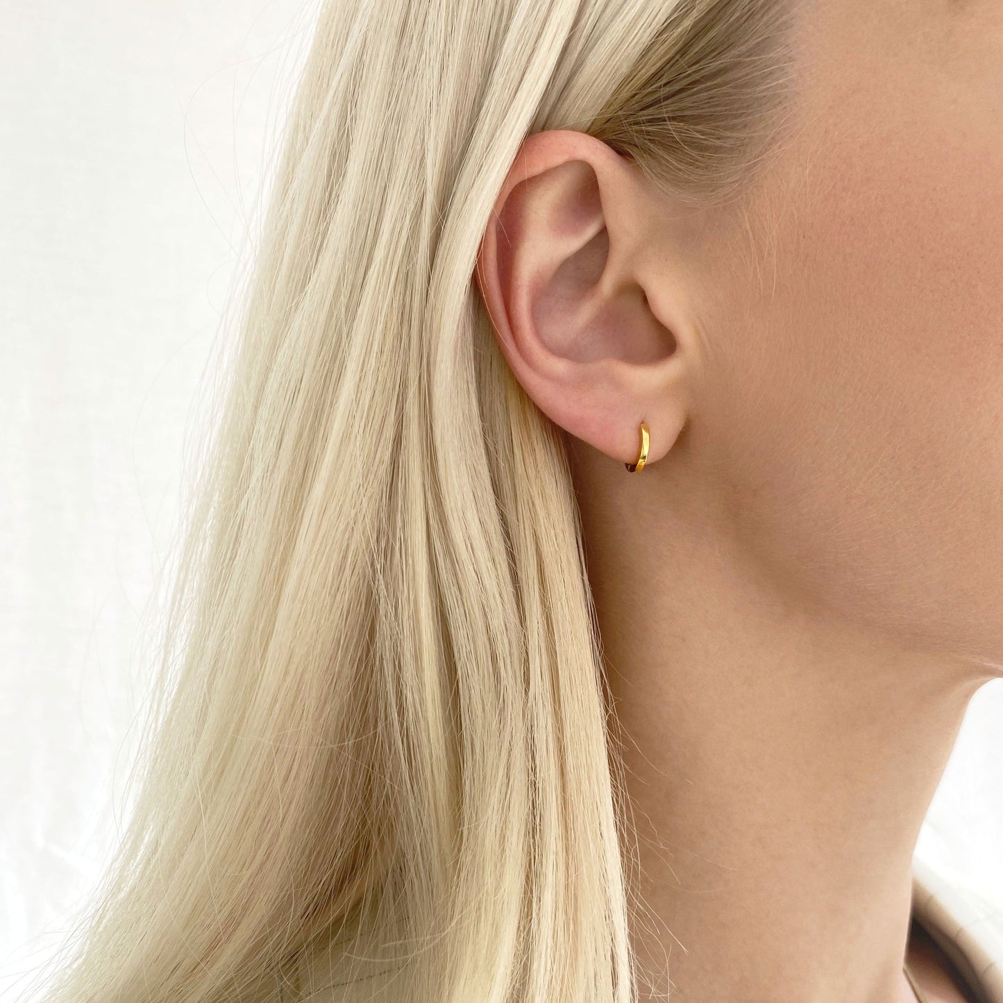 Berlin Huggie - Single - Gold