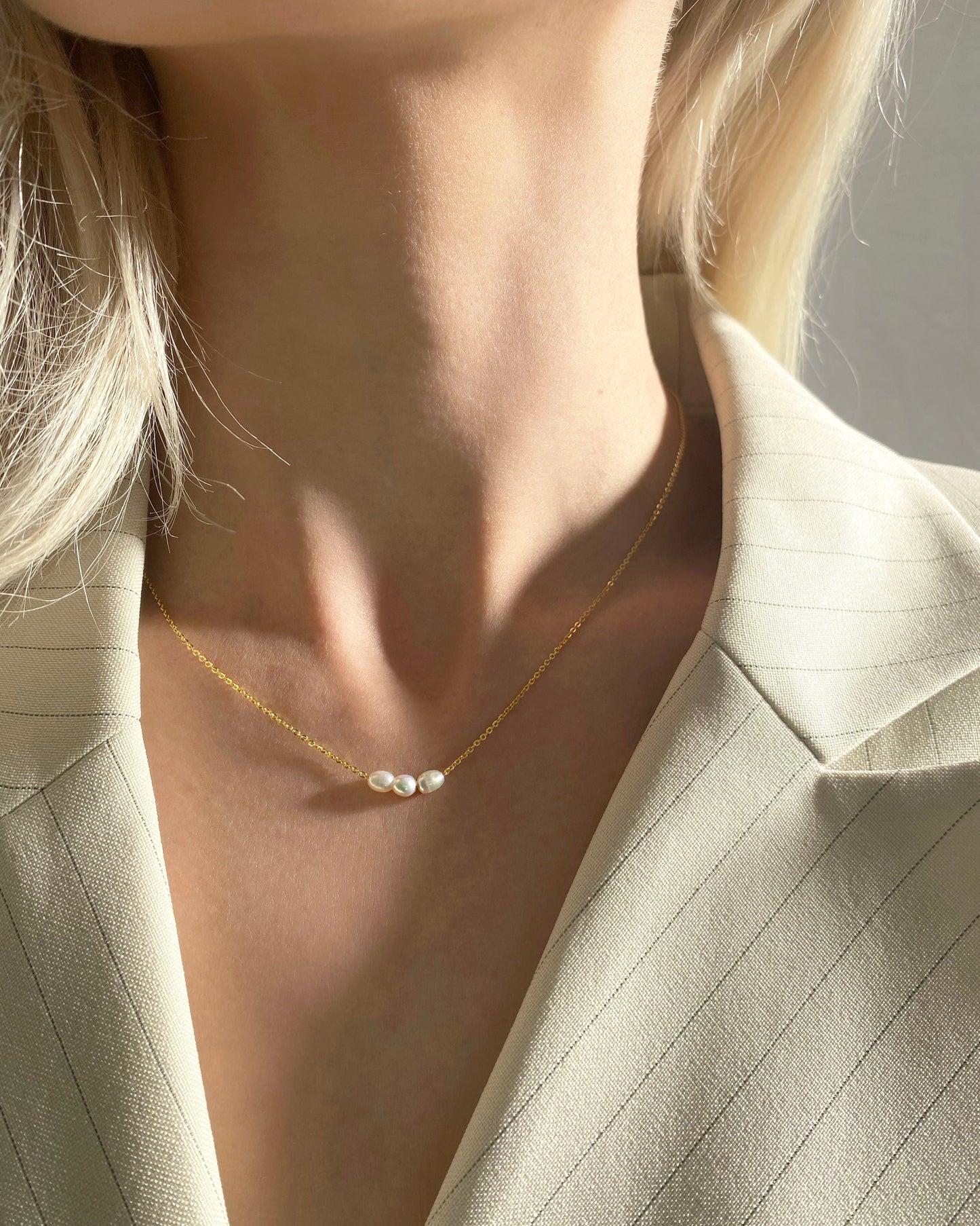 Mini Pearl Necklace - Gold